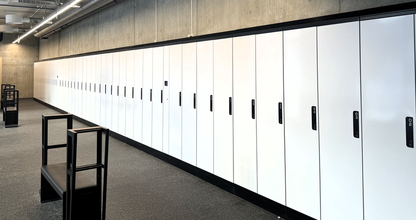 Robuste Schließfachschränke von Eurobox KG für Schulen & Betriebe